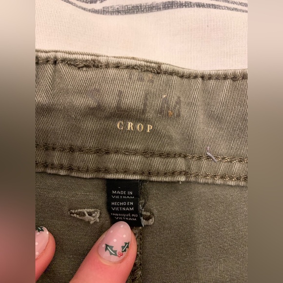 Classy Olive Green White House Black Market Slim Crop Pants - Picture 6 of 7